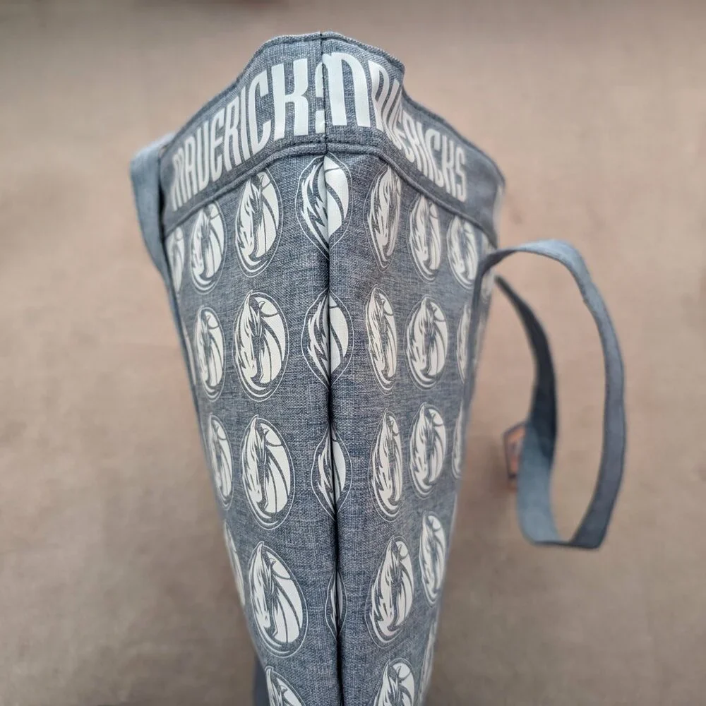 NWT Dallas Mavericks Logo Print Tote Bag